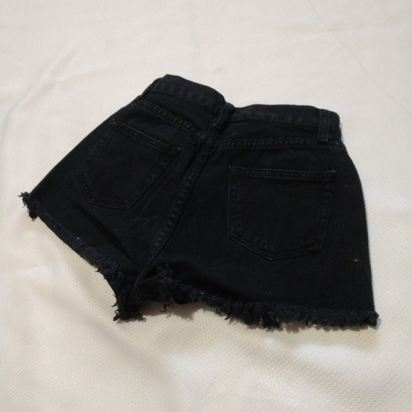 Women's XS 24" John Galt cut off high waisted black denim shorts, LIKE NEW! - Picture 6 of 7